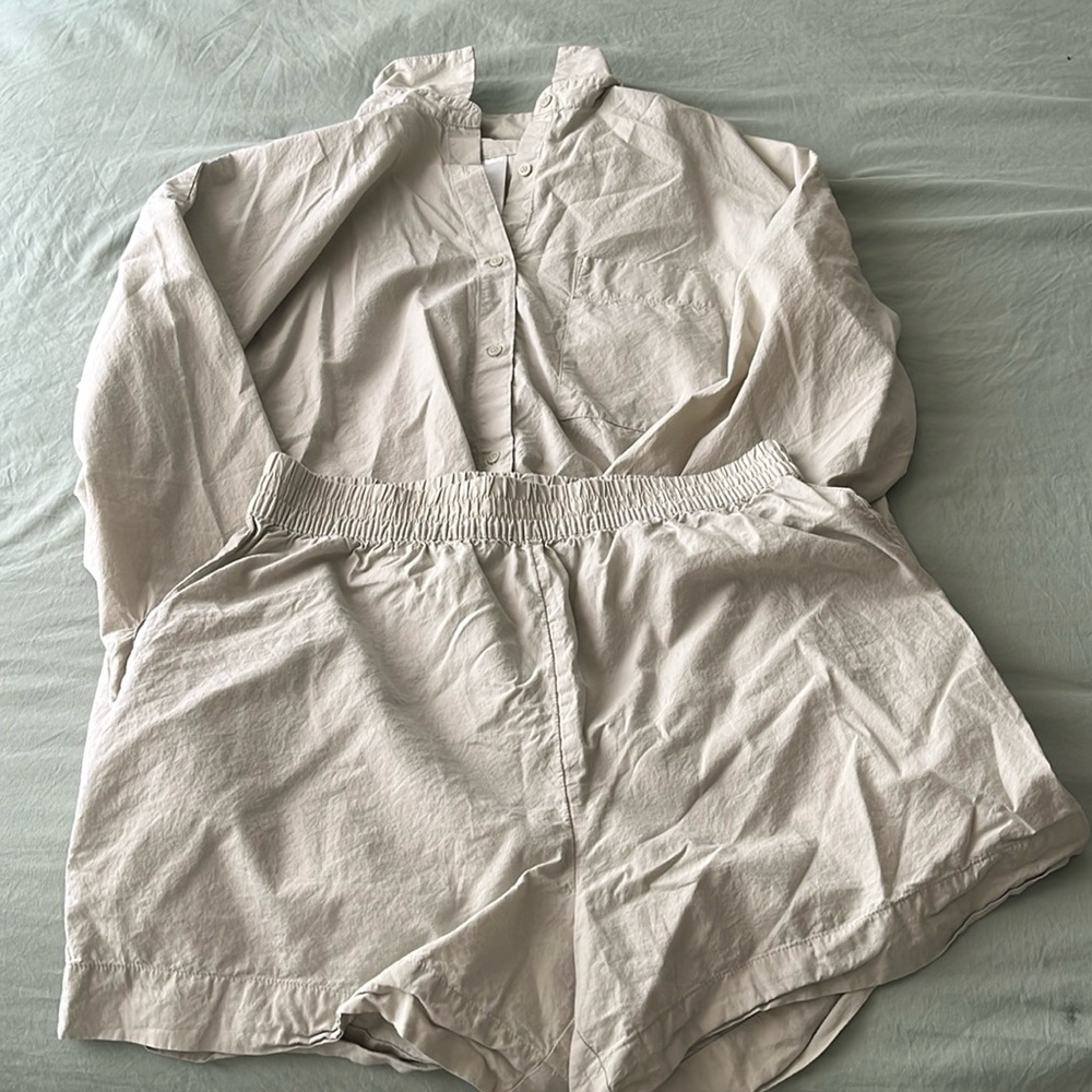 Matching linen set